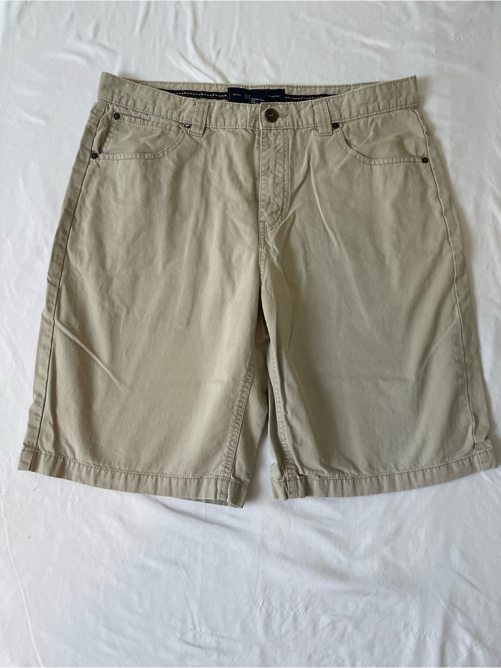 PD&C Shorts Mens Size 34 Stretch Tan Chino Lightweight Summer Comfort 5 Pocket